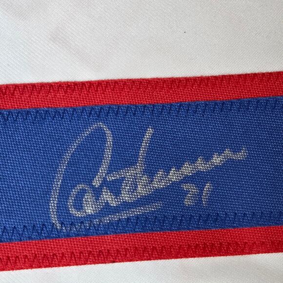 Guy Carbonneau Autographed Montreal Canadiens Jersey HOF 19 Beckett Witness - Picture 4 of 8